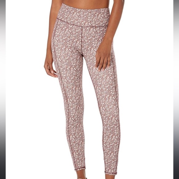 Madewell Floral Workout Leggings. Medium. Like New. - Picture 2 of 3